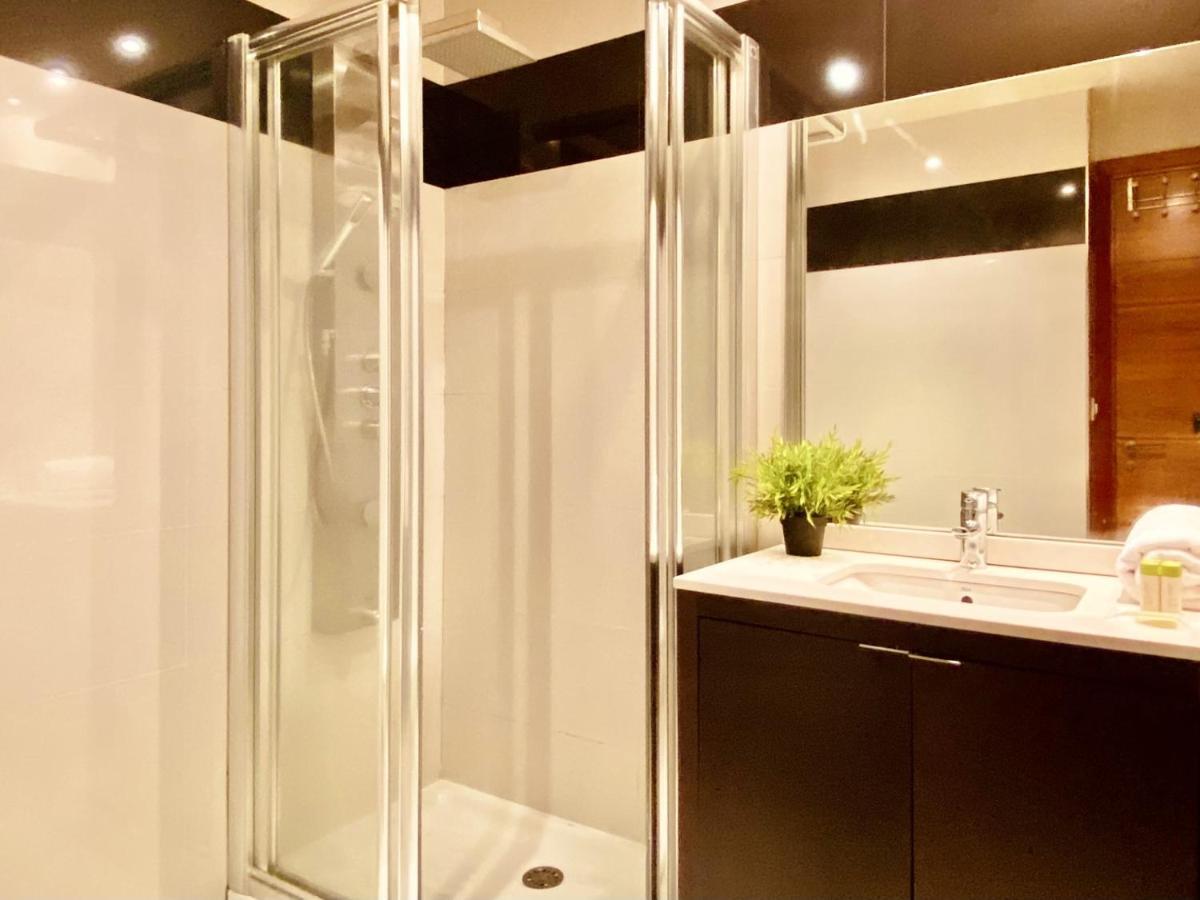 Orzan Beach Surf Apartment โอโกรูญา ภายนอก รูปภาพ